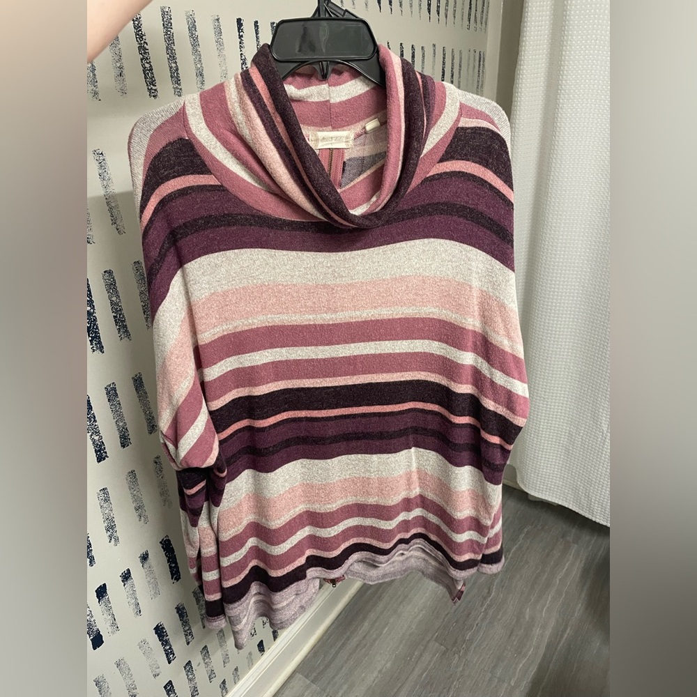 Multicolored light weight sweater